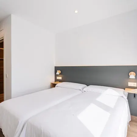 Apartamento - Con Jardin Y Terraza Privados, Ubicados En Un Santuario Natural Estrategicamente Situados Que Combinan Mar Y Montana Con Comodidades De La Ciudad, Son Tu Base Ideal Conocer Y El Principado De Asturias