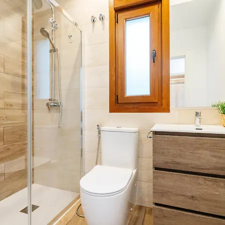 - Con Jardin Y Terraza Privados, Ubicados En Un Santuario Natural Estrategicamente Situados Que Combinan Mar Y Montana Con Comodidades De La Ciudad, Son Tu Base Ideal Conocer Y El Principado De Asturias Apartamento Gijón